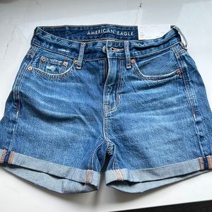 NWT- American Eagle Tomgirl Shorts